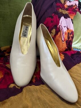 Pancaldi Cream Leather Slip-On Heels Women’s Size 10B